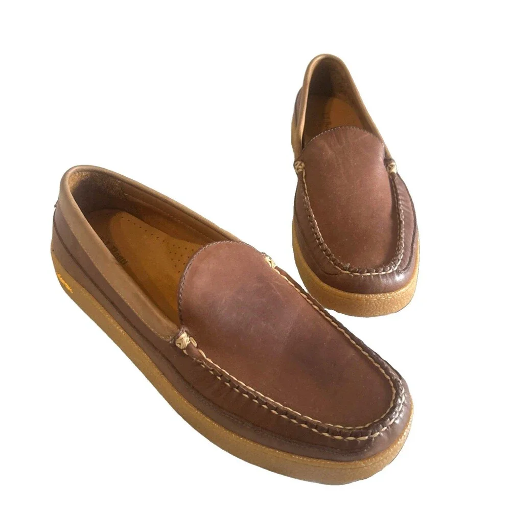 LL Bean Mens 11D Lodge Moc  Loafer Vibram Tan Brown Leather Comfort Outdoor